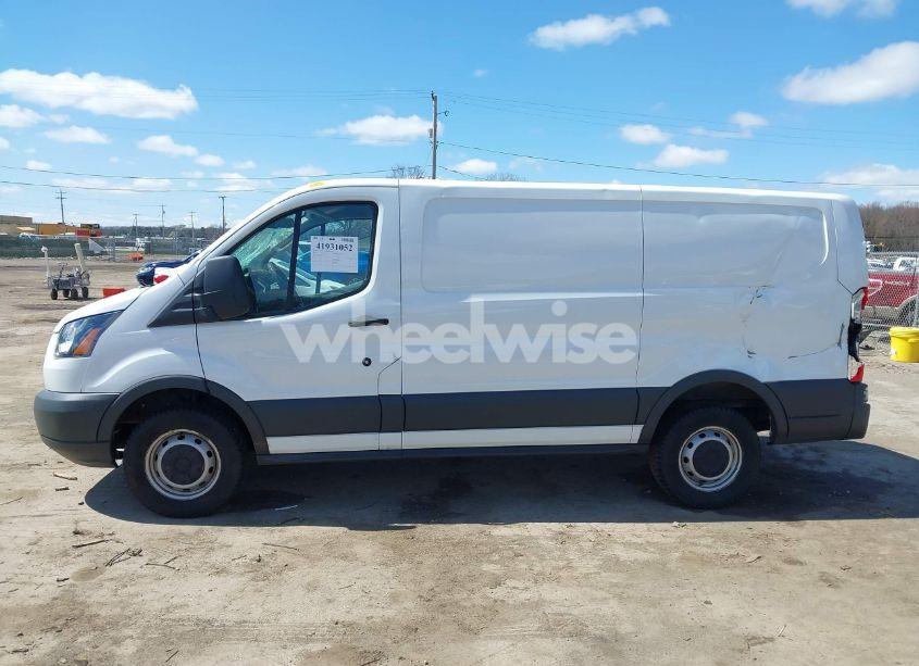 Photo 14 of 2018 Ford Transit-250 (VIN 1FTYR1YM6JKA34729)
