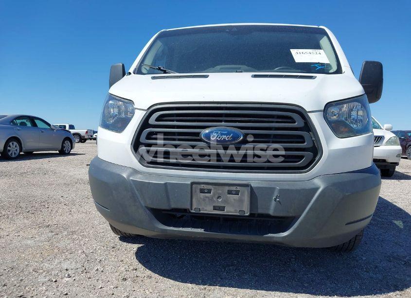 Photo 18 of 2018 Ford Transit-250 (VIN 1FTYR1YM6JKB46740)