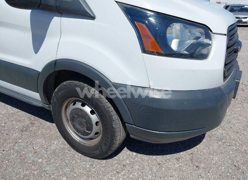 Photo 19 of 2018 Ford Transit-250 (VIN 1FTYR1YM6JKB46740)
