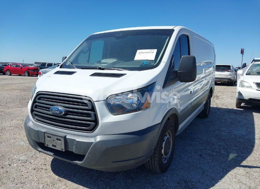 Photo 2 of 2018 Ford Transit-250 (VIN 1FTYR1YM6JKB46740)