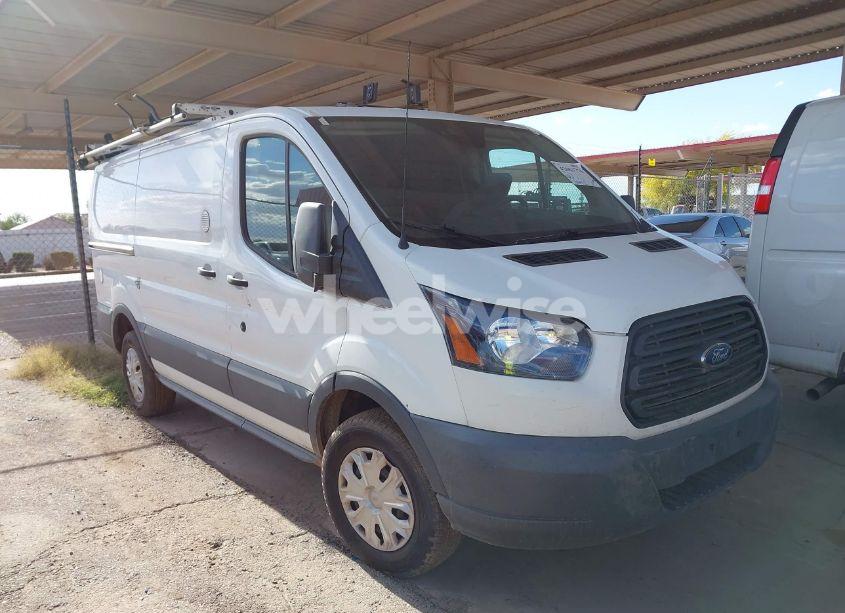 2018 Ford Transit-250 (VIN 1FTYR1YM7JKB53325) main photo