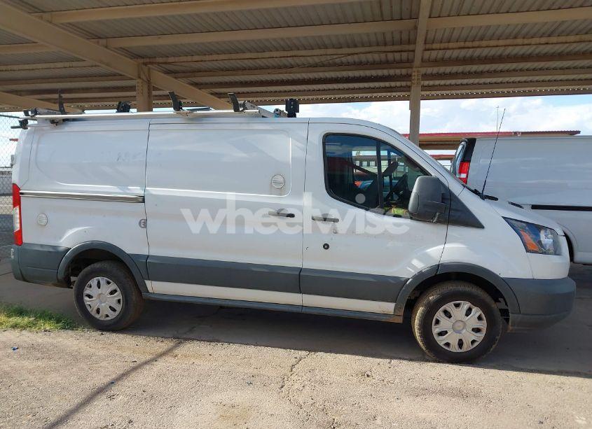 Photo 13 of 2018 Ford Transit-250 (VIN 1FTYR1YM7JKB53325)