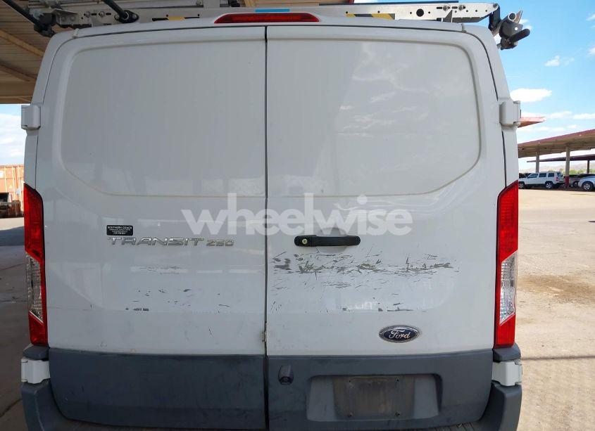 Photo 16 of 2018 Ford Transit-250 (VIN 1FTYR1YM7JKB53325)