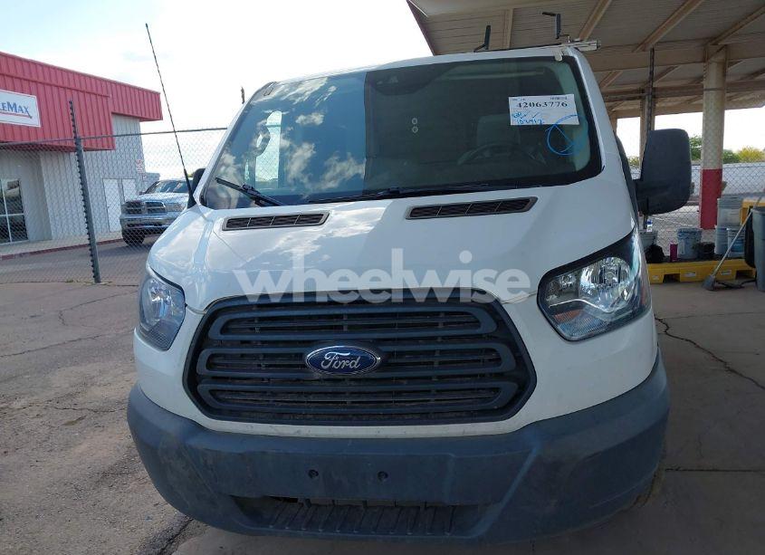 Photo 6 of 2018 Ford Transit-250 (VIN 1FTYR1YM7JKB53325)