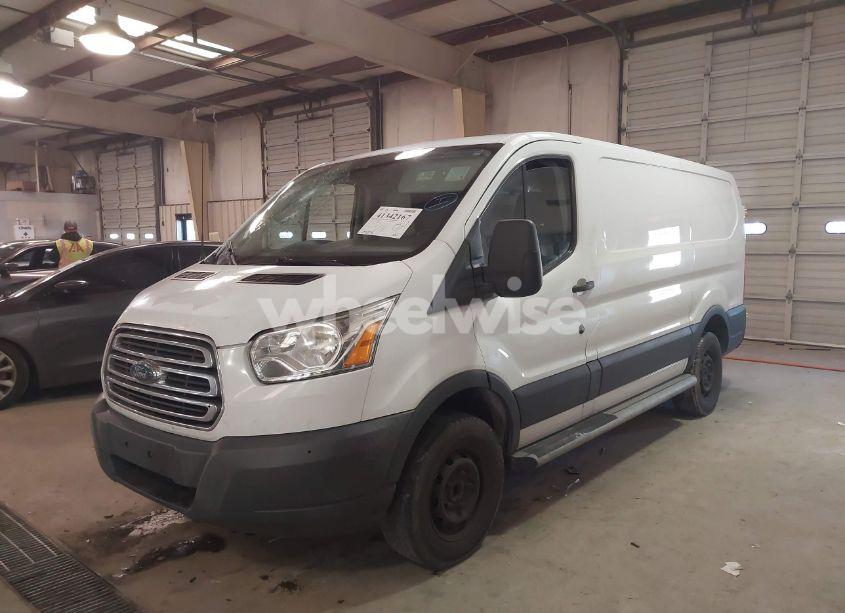Photo 2 of 2018 Ford Transit-250 (VIN 1FTYR1YM9JKA99168)