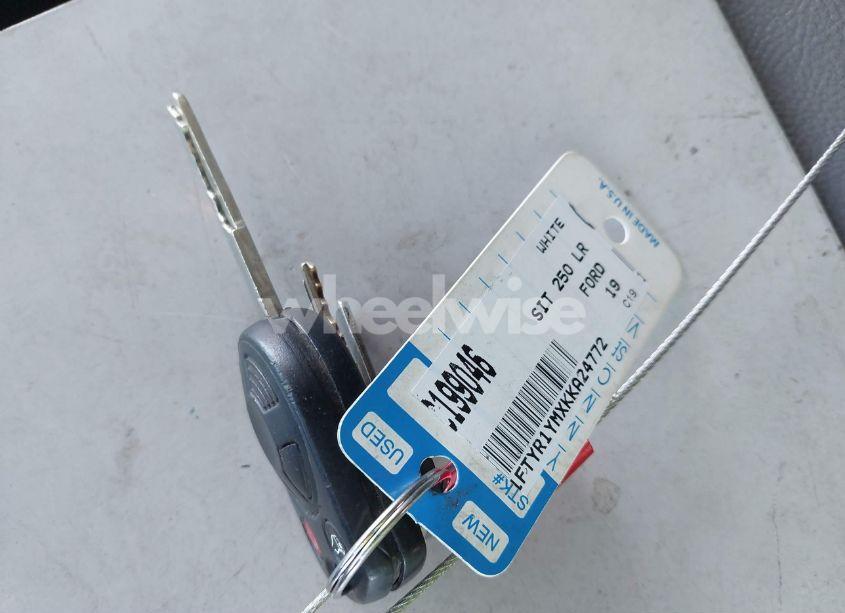 Photo 11 of 2019 Ford Transit-250 (VIN 1FTYR1YMXKKA24772)