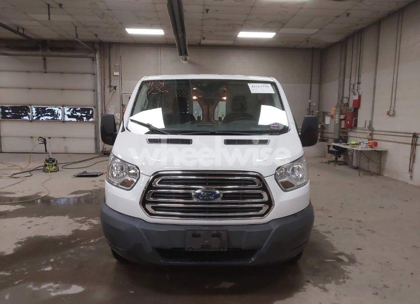 Photo 13 of 2016 Ford Transit-250 (VIN 1FTYR1ZM1GKA87491)