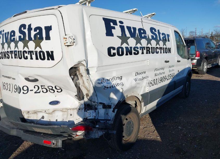 Photo 4 of 2018 Ford Transit-250 (VIN 1FTYR1ZM1JKA20543)