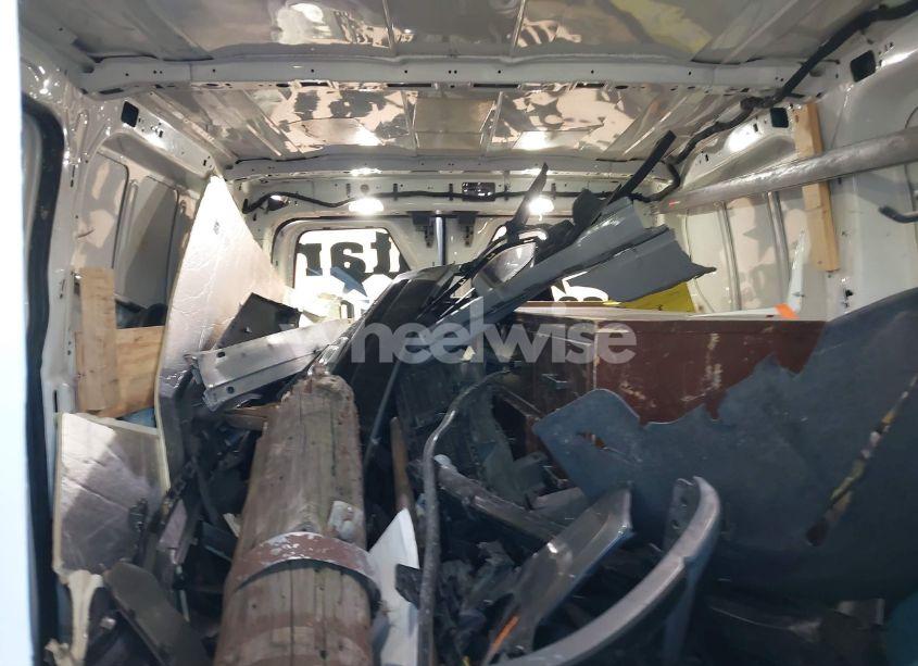 Photo 8 of 2018 Ford Transit-250 (VIN 1FTYR1ZM1JKA20543)