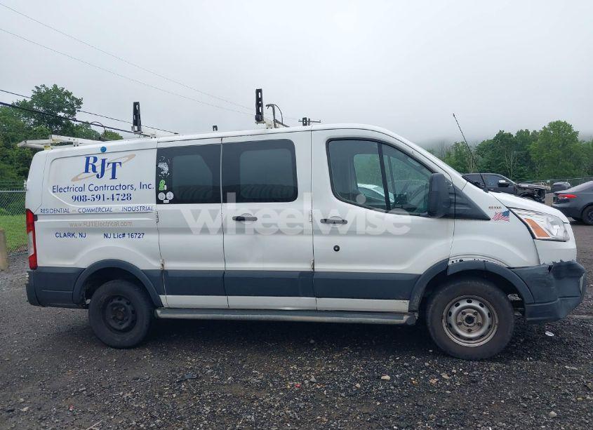 Photo 13 of 2018 Ford Transit-250 (VIN 1FTYR1ZM1JKB18598)