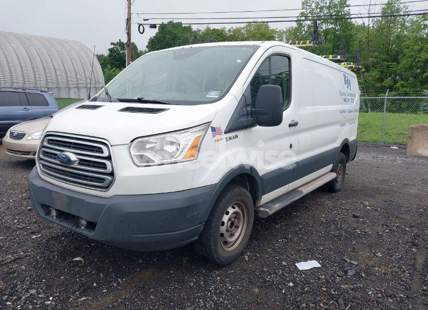 Photo 2 of 2018 Ford Transit-250 (VIN 1FTYR1ZM1JKB18598)