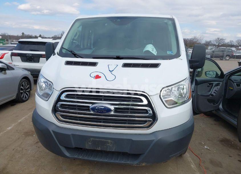 Photo 11 of 2018 Ford Transit-250 (VIN 1FTYR1ZM1JKB32422)