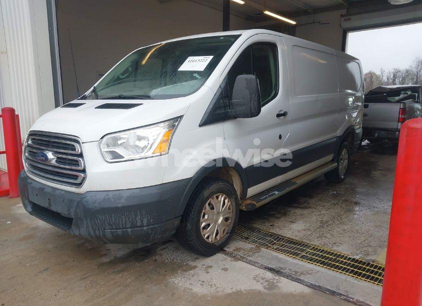 Photo 2 of 2018 Ford Transit-250 (VIN 1FTYR1ZM2JKB17525)