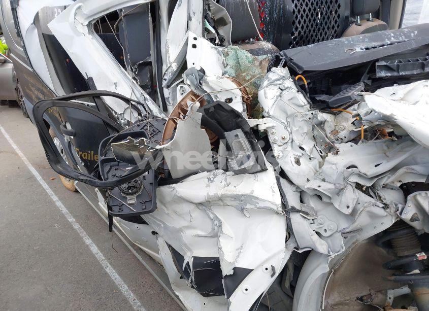 Photo 18 of 2018 Ford Transit-250 (VIN 1FTYR1ZM2JKB18075)