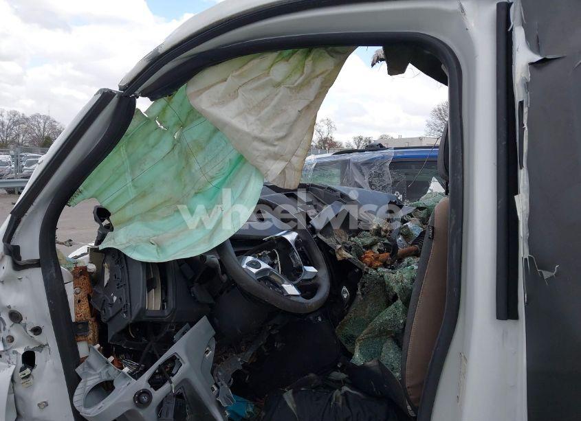 Photo 5 of 2018 Ford Transit-250 (VIN 1FTYR1ZM2JKB18075)