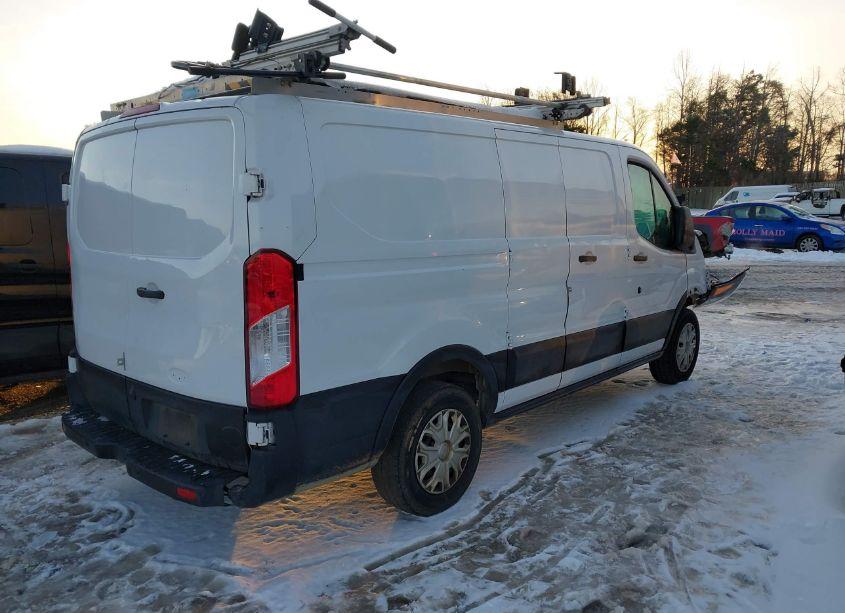 Photo 4 of 2019 Ford Transit-250 (VIN 1FTYR1ZM4KKA91494)