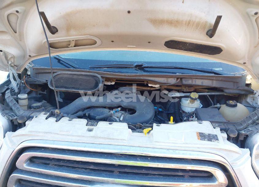 Photo 10 of 2018 Ford Transit-250 (VIN 1FTYR1ZM6JKA89034)