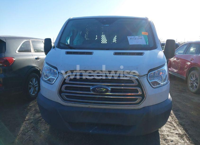 Photo 12 of 2018 Ford Transit-250 (VIN 1FTYR1ZM6JKA89034)