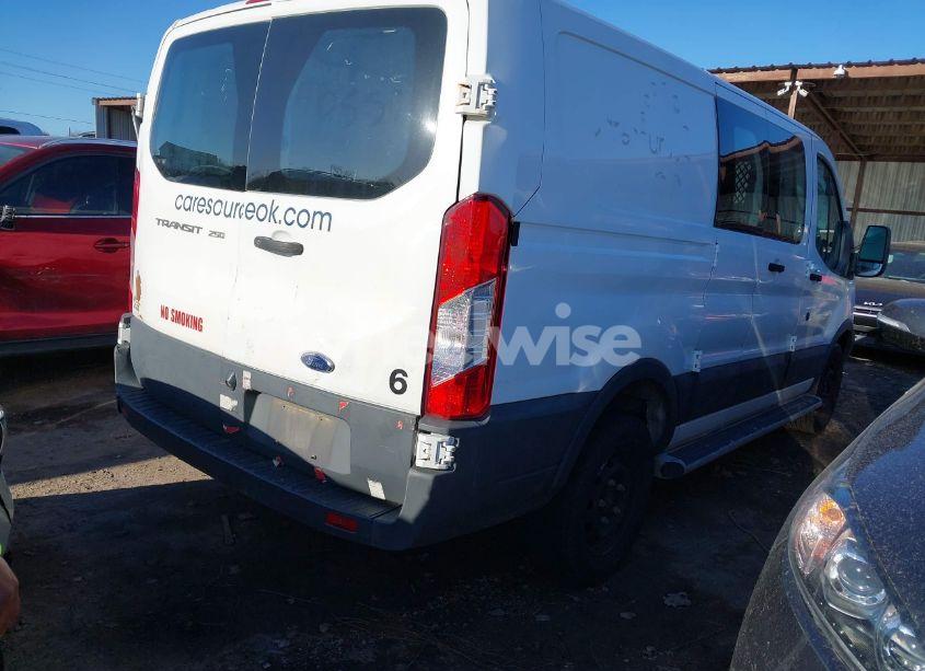 Photo 4 of 2018 Ford Transit-250 (VIN 1FTYR1ZM6JKA89034)