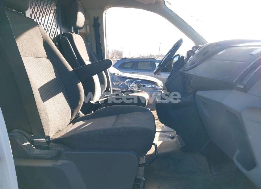 Photo 5 of 2018 Ford Transit-250 (VIN 1FTYR1ZM8JKA59243)