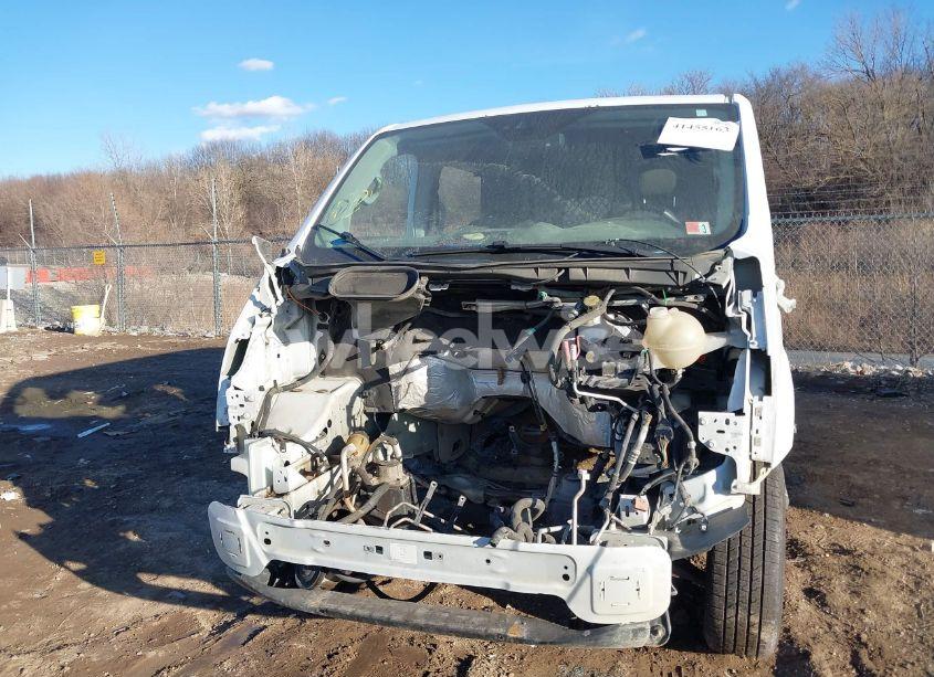 Photo 6 of 2018 Ford Transit-250 (VIN 1FTYR1ZM8JKA59243)