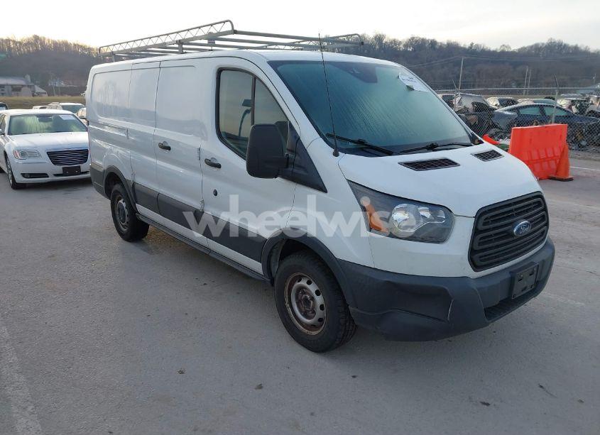 2018 Ford Transit-250 (VIN 1FTYR1ZM9JKA79646) main photo
