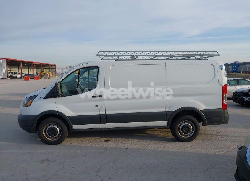 Photo 14 of 2018 Ford Transit-250 (VIN 1FTYR1ZM9JKA79646)