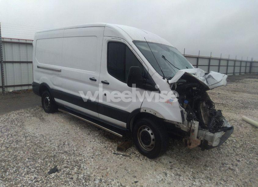 2018 Ford Transit-250 (VIN 1FTYR2CG0JKA31607) main photo