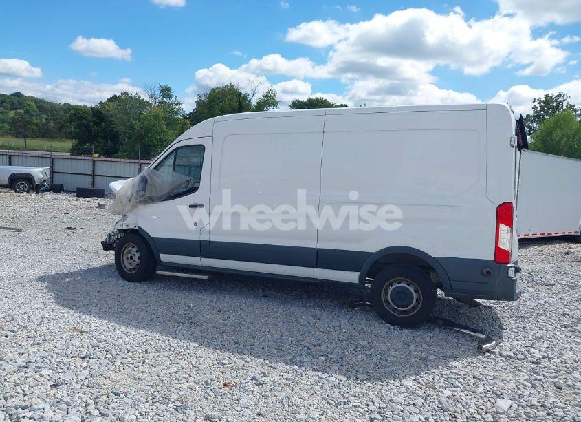 Photo 19 of 2018 Ford Transit-250 (VIN 1FTYR2CG0JKA31607)