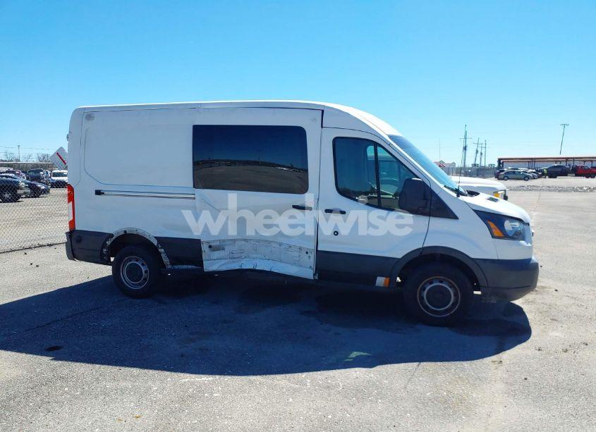 Photo 13 of 2018 Ford Transit-250 (VIN 1FTYR2CG4JKA15216)