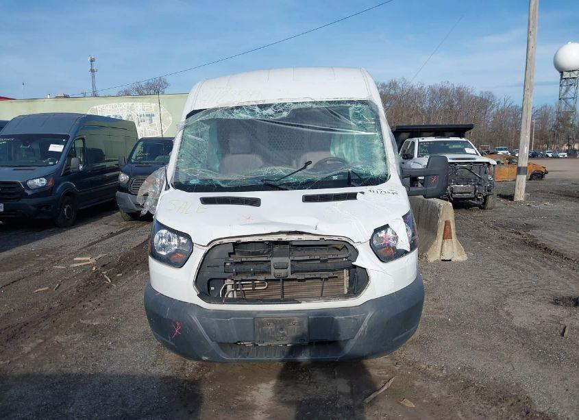 Photo 12 of 2018 Ford Transit-250 (VIN 1FTYR2CG8JKA58019)