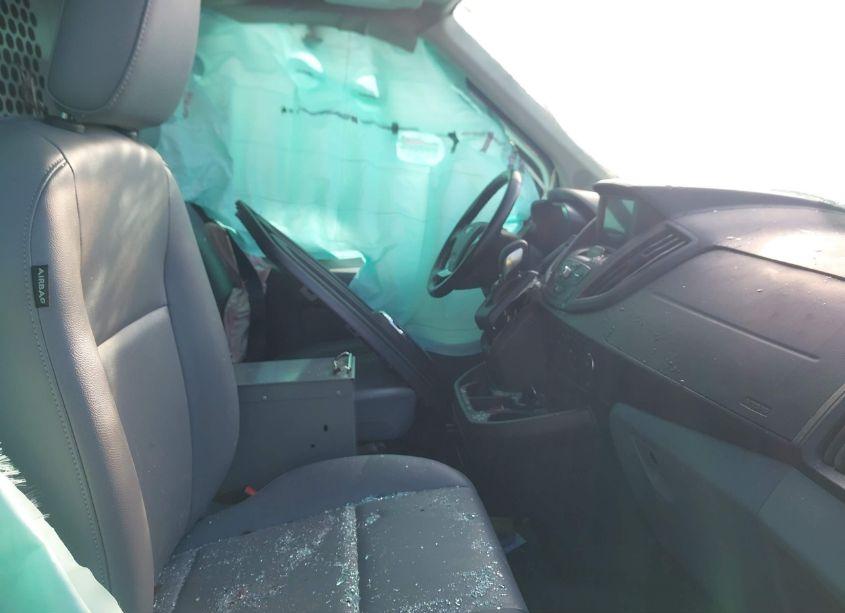 Photo 5 of 2018 Ford Transit-250 (VIN 1FTYR2CG8JKA58019)