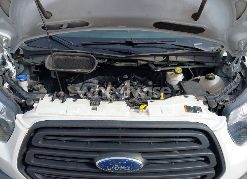 Photo 10 of 2019 Ford Transit-250 (VIN 1FTYR2CM0KKB53830)