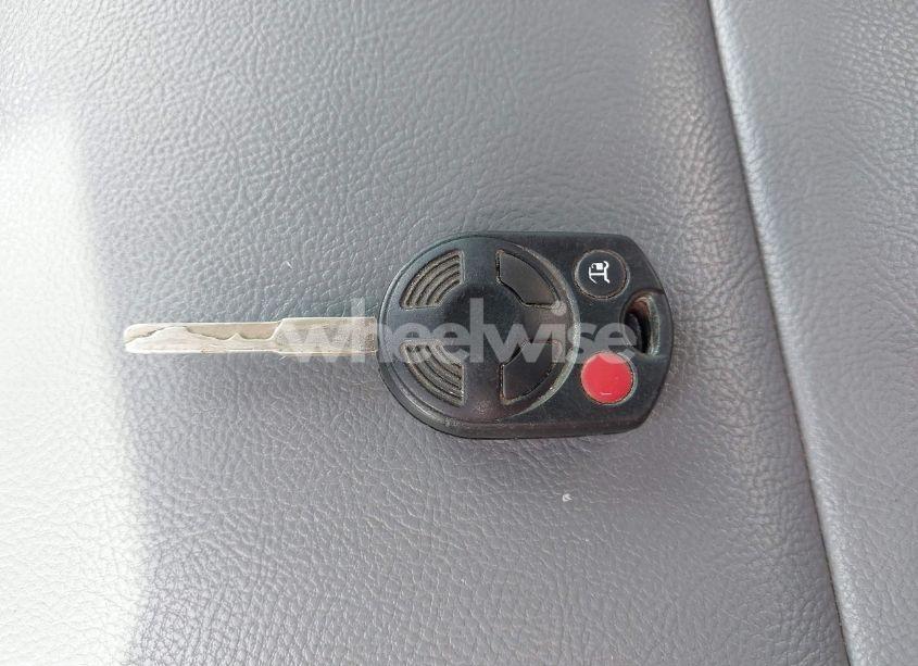 Photo 11 of 2019 Ford Transit-250 (VIN 1FTYR2CM0KKB53830)