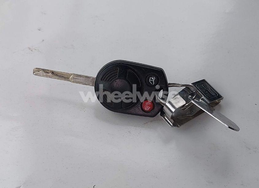 Photo 11 of 2019 Ford Transit-250 (VIN 1FTYR2CM1KKA03886)