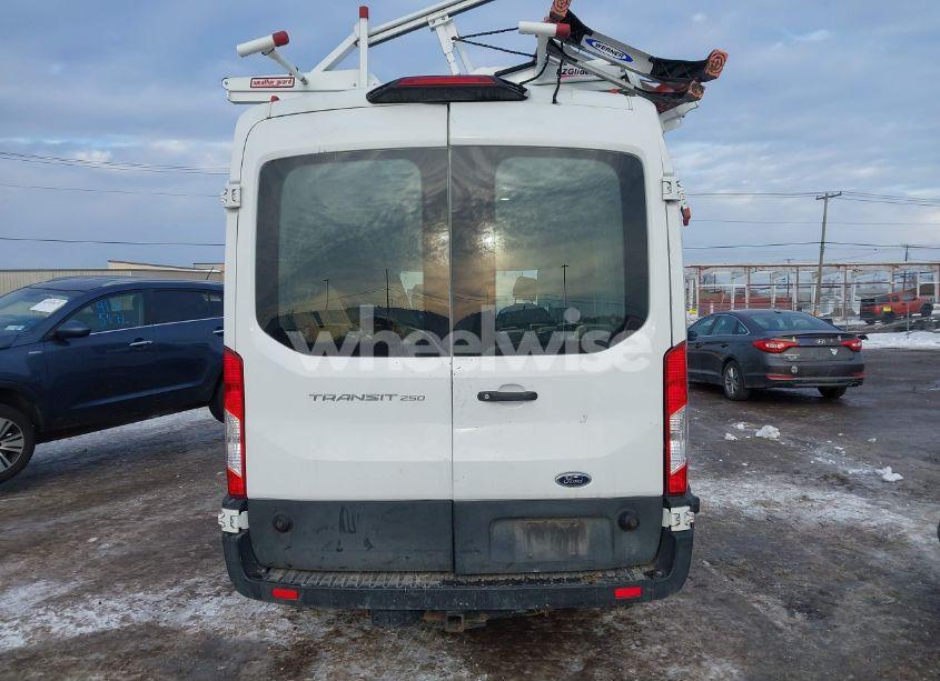 Photo 16 of 2019 Ford Transit-250 (VIN 1FTYR2CM1KKA39481)