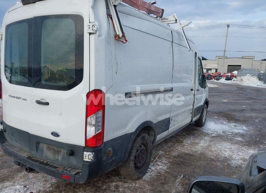 Photo 4 of 2019 Ford Transit-250 (VIN 1FTYR2CM1KKA39481)