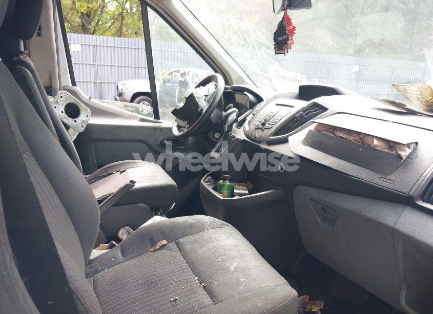 Photo 5 of 2019 Ford Transit-250 (VIN 1FTYR2CM2KKB83489)