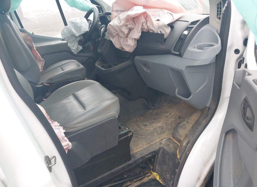 Photo 5 of 2019 Ford Transit-250 (VIN 1FTYR2CM2KKB88479)