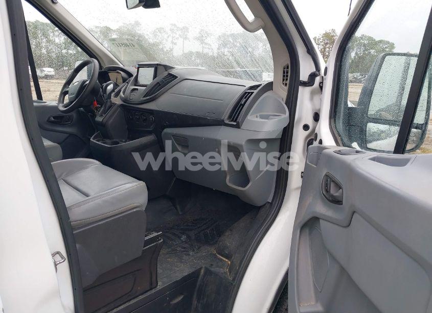 Photo 5 of 2016 Ford Transit-250 (VIN 1FTYR2CM3GKA71789)
