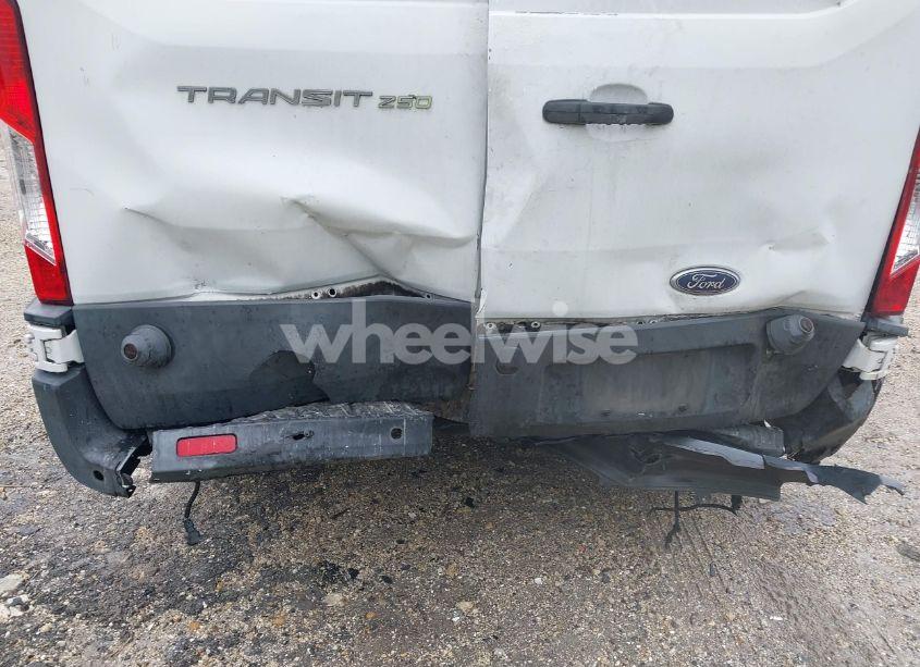 Photo 6 of 2016 Ford Transit-250 (VIN 1FTYR2CM3GKA71789)