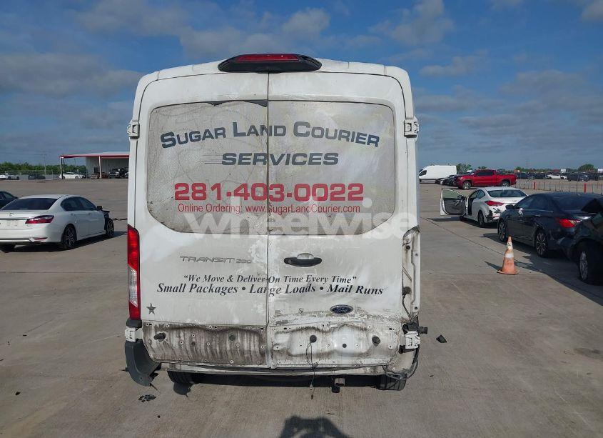 Photo 16 of 2018 Ford Transit-250 (VIN 1FTYR2CM3JKA19554)