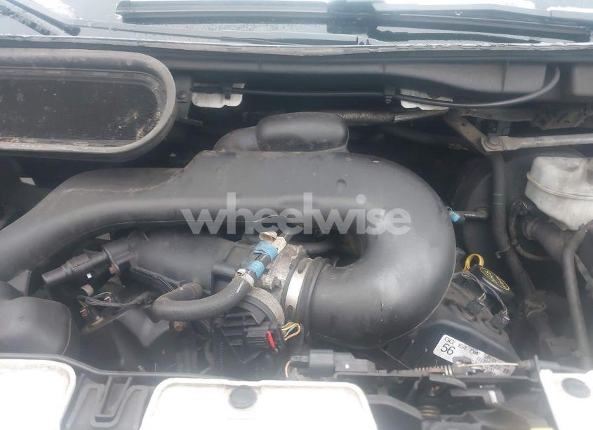 Photo 10 of 2018 Ford Transit-250 (VIN 1FTYR2CM3JKB03714)