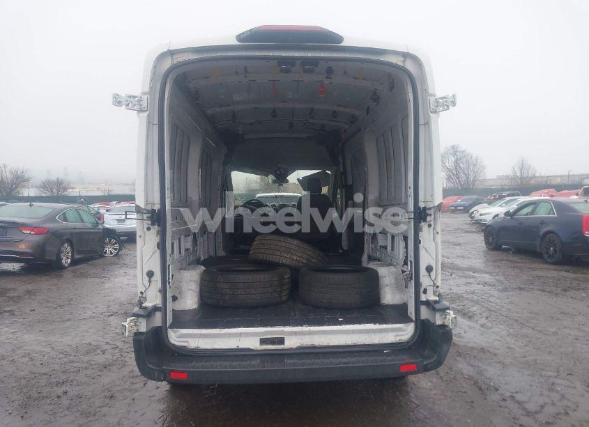 Photo 15 of 2018 Ford Transit-250 (VIN 1FTYR2CM3JKB03714)