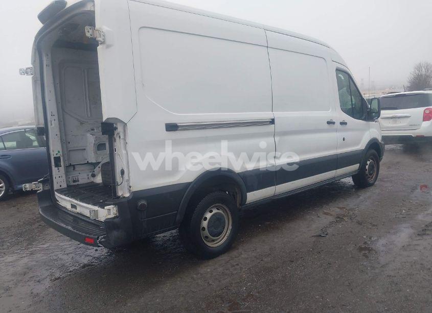Photo 4 of 2018 Ford Transit-250 (VIN 1FTYR2CM3JKB03714)