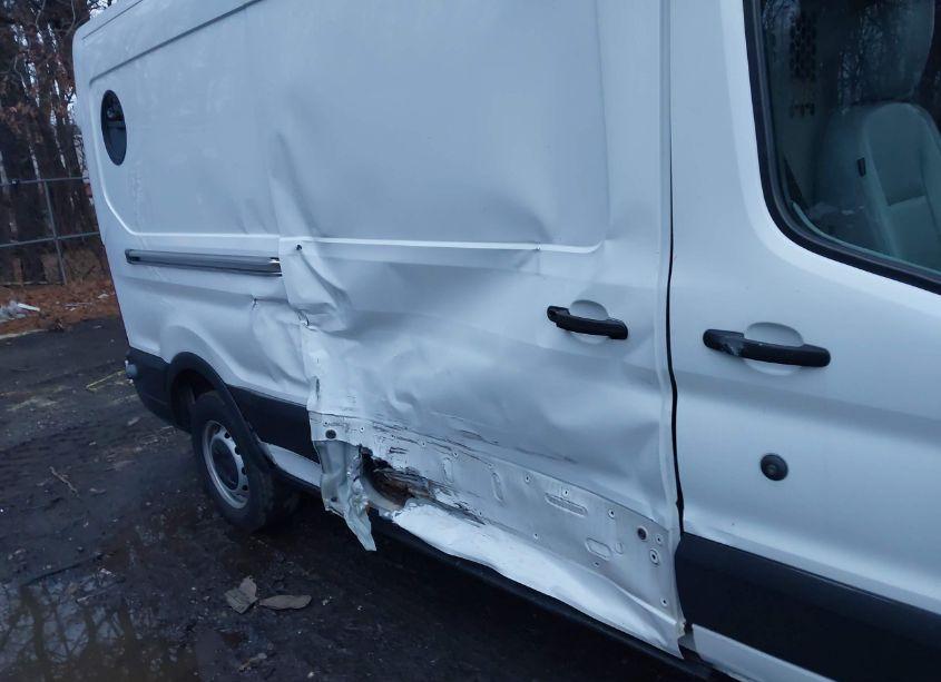 Photo 6 of 2019 Ford Transit-250 (VIN 1FTYR2CM3KKA74863)