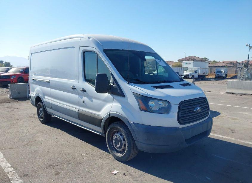 2017 Ford Transit T-250 (VIN 1FTYR2CM4HKA34543) main photo
