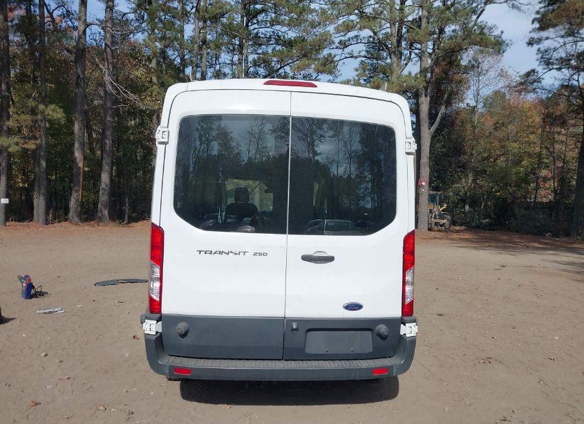 Photo 17 of 2017 Ford Transit-250 (VIN 1FTYR2CM4HKB31001)