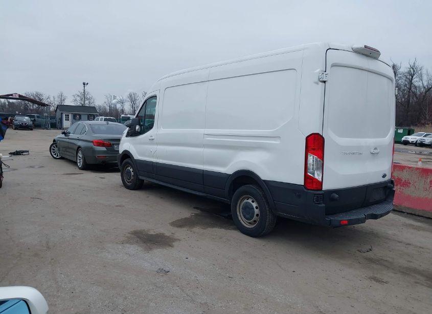 Photo 3 of 2018 Ford Transit-250 (VIN 1FTYR2CM4JKA07512)