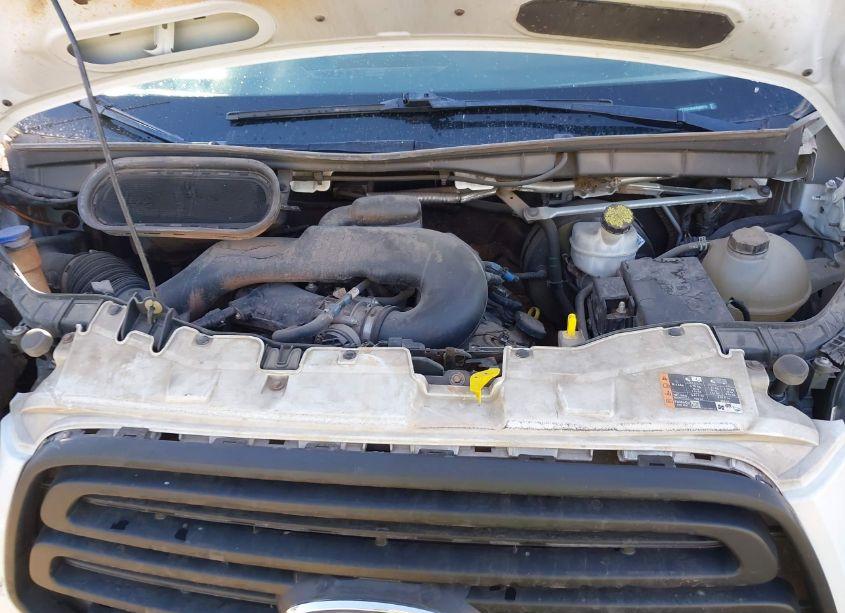 Photo 10 of 2019 Ford Transit-250 (VIN 1FTYR2CM4KKA09276)